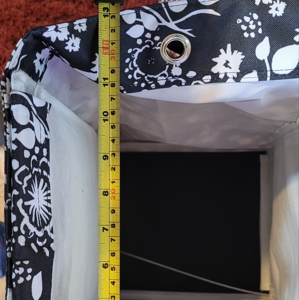 Large tote - Picture 8 of 10